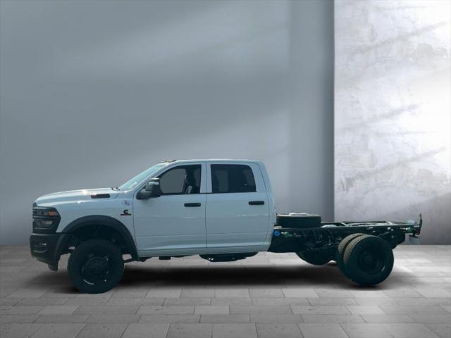 2026 RAM 5500 Chassis RAM 5500 TRADESMAN CHASSIS CREW CAB 4X4 60 CA