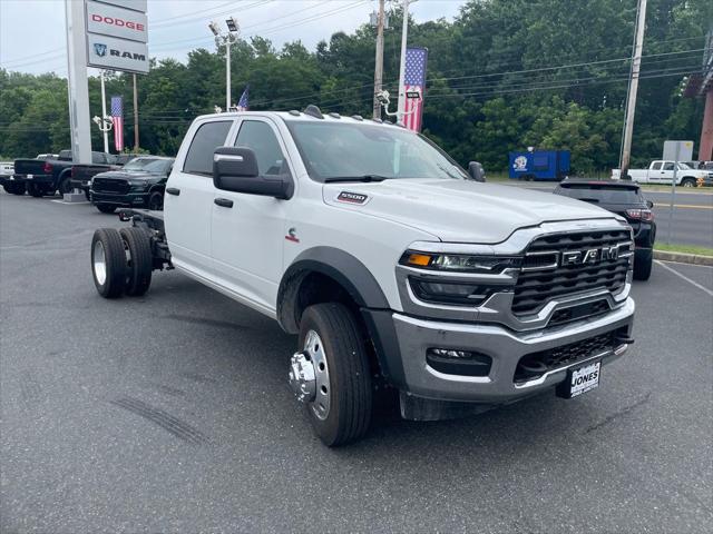 2026 RAM 5500 Chassis RAM 5500 TRADESMAN CHASSIS CREW CAB 4X4 60 CA 2026 RAM 5500 Chassis RAM 5500 TRADESMAN CHASSIS CREW CAB 4X4 60 CA