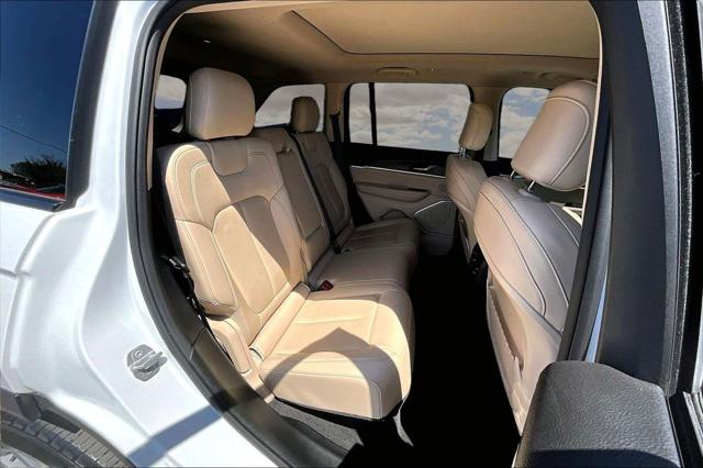 2022 Jeep Grand Cherokee Limited 4x2