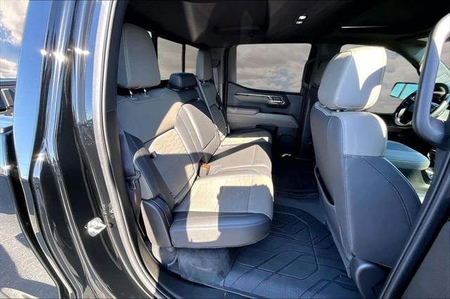 2023 Chevrolet Silverado 1500 4WD Crew Cab Short Bed ZR2