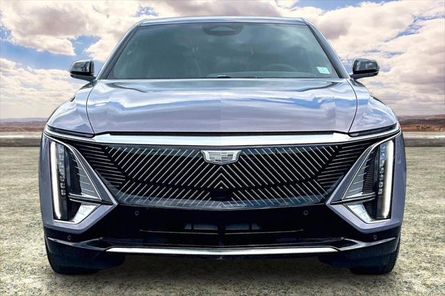2024 Cadillac iQ Tech w/1SA