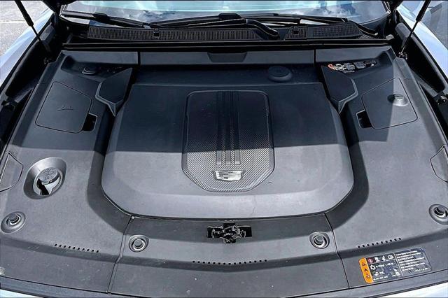 2024 Cadillac iQ Tech w/1SA
