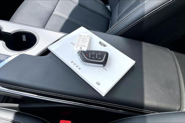 2024 Cadillac iQ Tech w/1SA