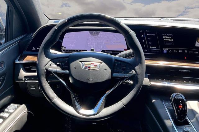 2024 Cadillac Escalade ESV 2WD Premium Luxury