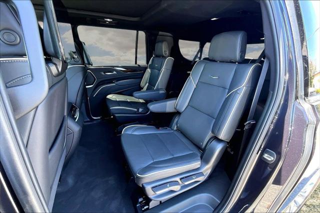 2024 Cadillac Escalade ESV 2WD Premium Luxury