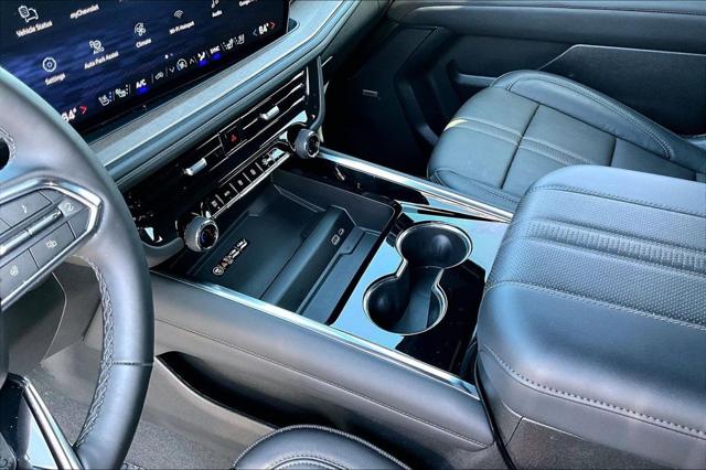2025 Chevrolet Suburban 2WD High Country