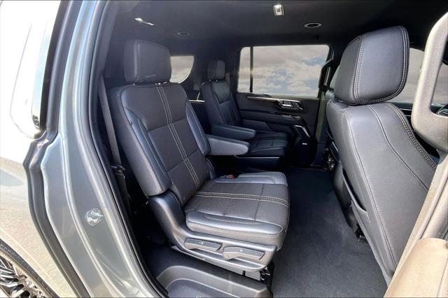2025 Chevrolet Suburban 2WD High Country