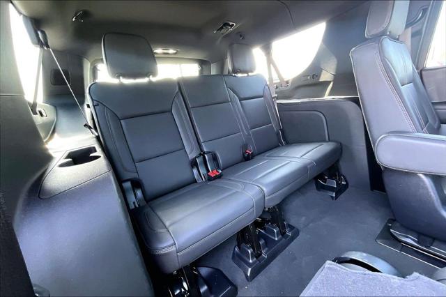 2025 Chevrolet Suburban 2WD High Country