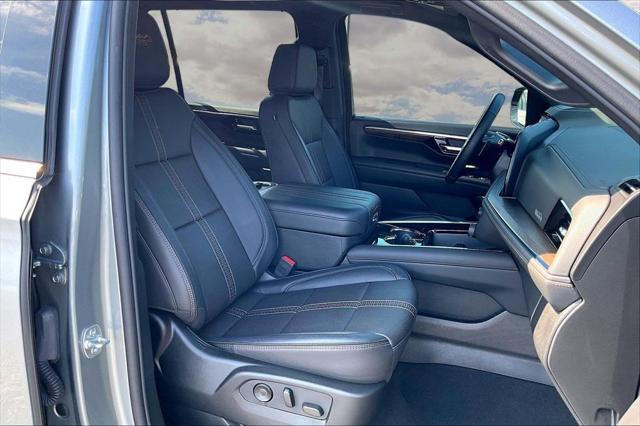 2025 Chevrolet Suburban 2WD High Country