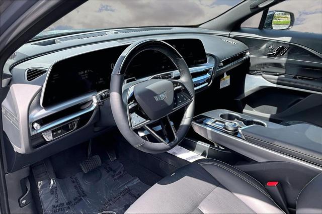 2025 Cadillac iQ Luxury 3 RWD