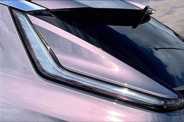2025 Cadillac iQ Luxury 3 RWD