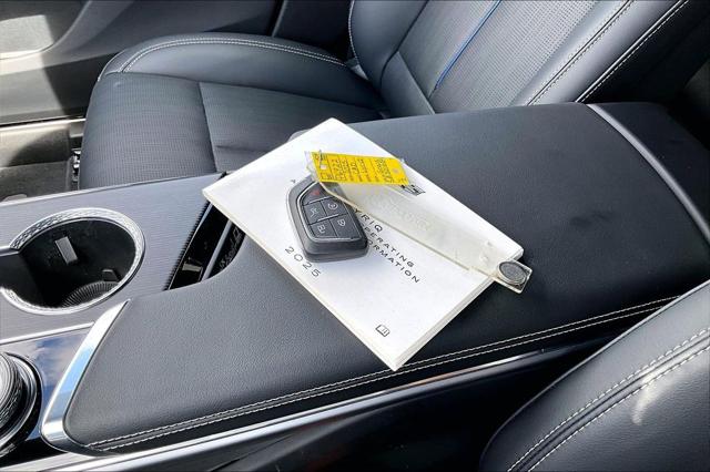 2025 Cadillac iQ Luxury 3 RWD