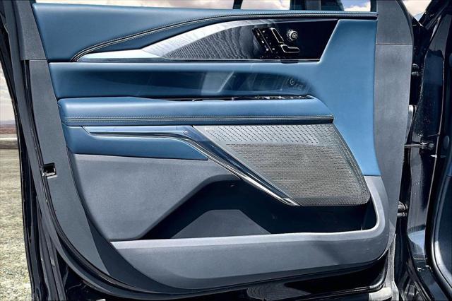 2025 Cadillac Escalade Luxury 2 AWD