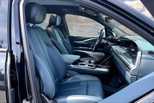2025 Cadillac Escalade Luxury 2 AWD