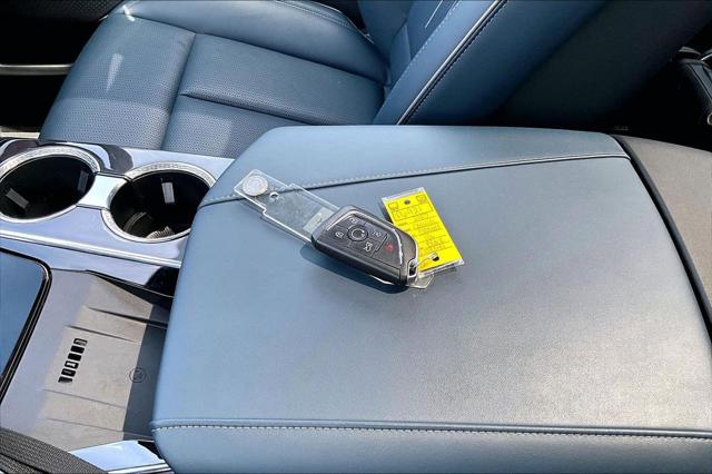 2025 Cadillac Escalade Luxury 2 AWD