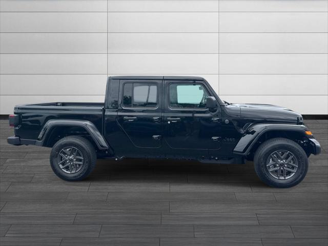2026 Jeep Gladiator GLADIATOR SPORT S 4X4 2026 Jeep Gladiator GLADIATOR SPORT S 4X4