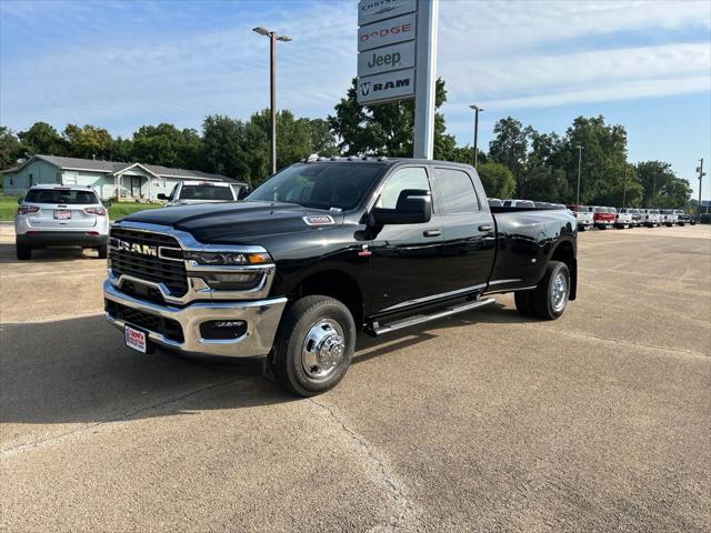 2026 RAM Ram 3500 RAM 3500 TRADESMAN CREW CAB 4X4 8 BOX