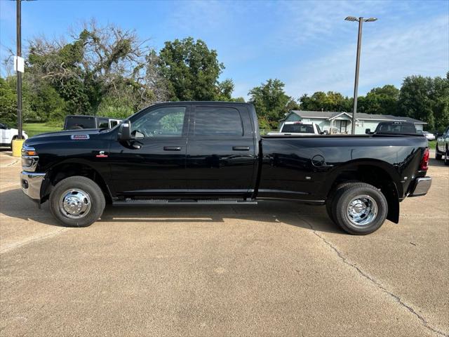 2026 RAM Ram 3500 RAM 3500 TRADESMAN CREW CAB 4X4 8 BOX