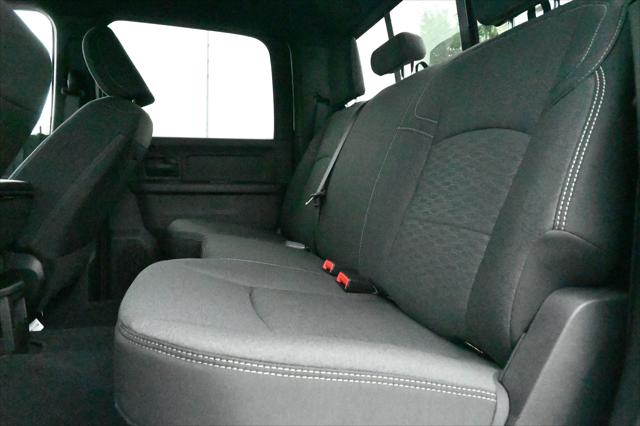 2026 Ram 3500 Tradesman Crew Cab 4x4 8 Box
