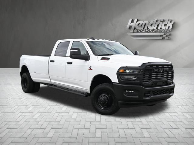 2026 RAM Ram 3500 RAM 3500 TRADESMAN CREW CAB 4X4 8 BOX