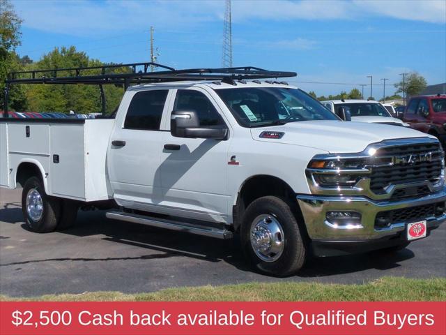 2026 RAM 3500 Chassis Cab RAM 3500 TRADESMAN CREW CAB CHASSIS 4X4 60 CA