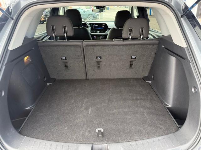2025 Chevrolet TrailBlazer AWD LS