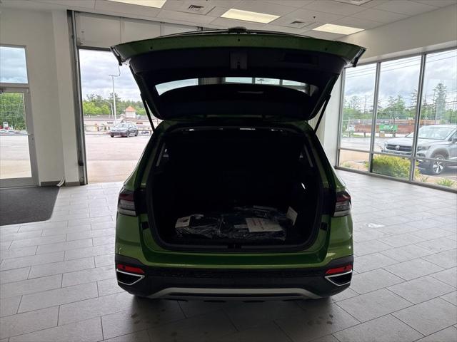 2026 Volkswagen Taos SEL