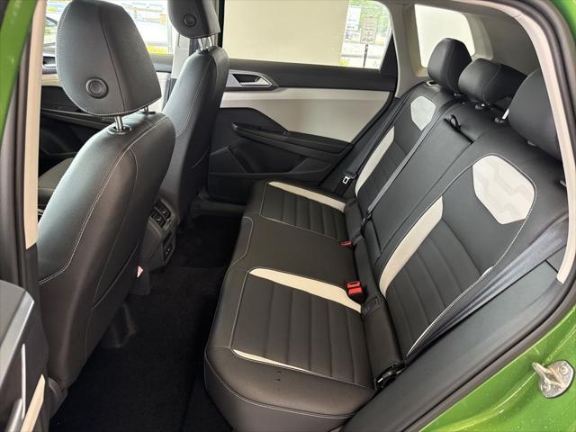 2026 Volkswagen Taos SEL