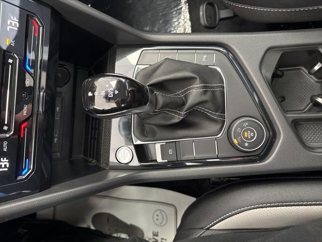2026 Volkswagen Taos SEL