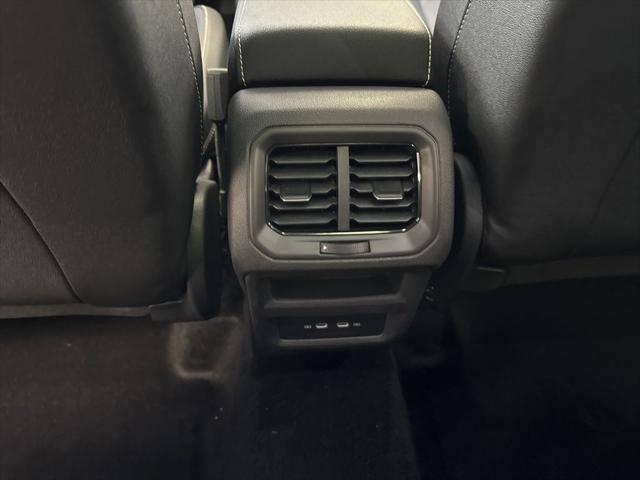2026 Volkswagen Taos SEL