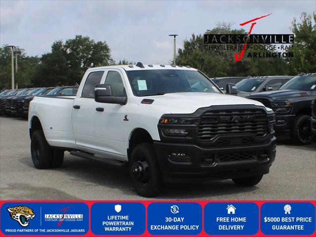 2026 RAM Ram 3500 RAM 3500 TRADESMAN CREW CAB 4X4 8 BOX