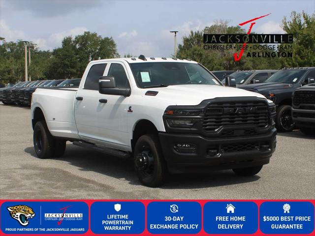 2026 RAM Ram 3500 RAM 3500 TRADESMAN CREW CAB 4X4 8 BOX