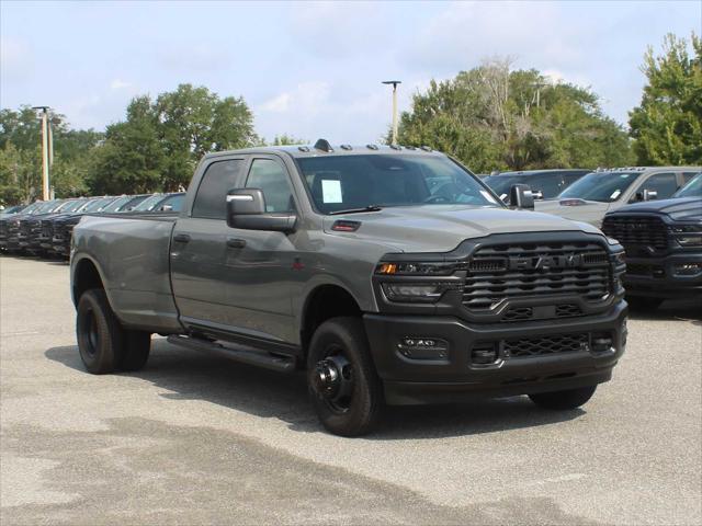 2026 RAM Ram 3500 RAM 3500 TRADESMAN CREW CAB 4X4 8 BOX