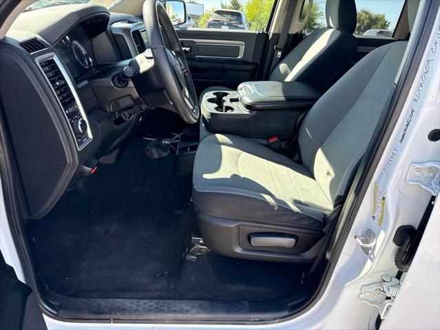 2022 Ram 1500 Classic SLT Crew Cab 4x4 5'7" Box