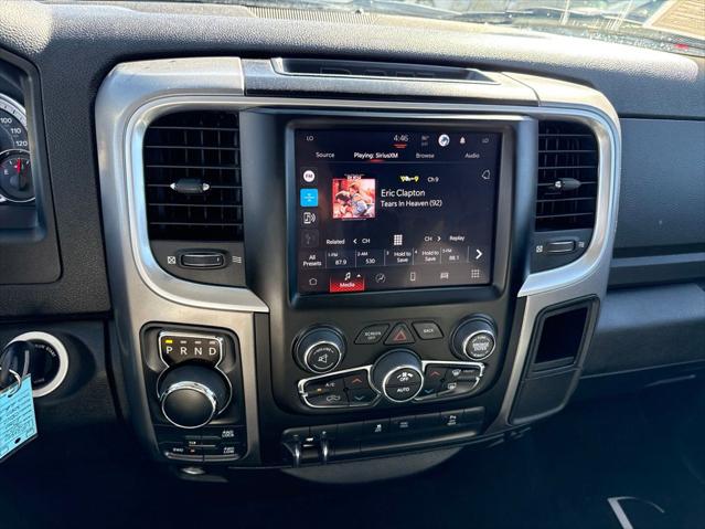 2022 Ram 1500 Classic SLT Crew Cab 4x4 5'7" Box