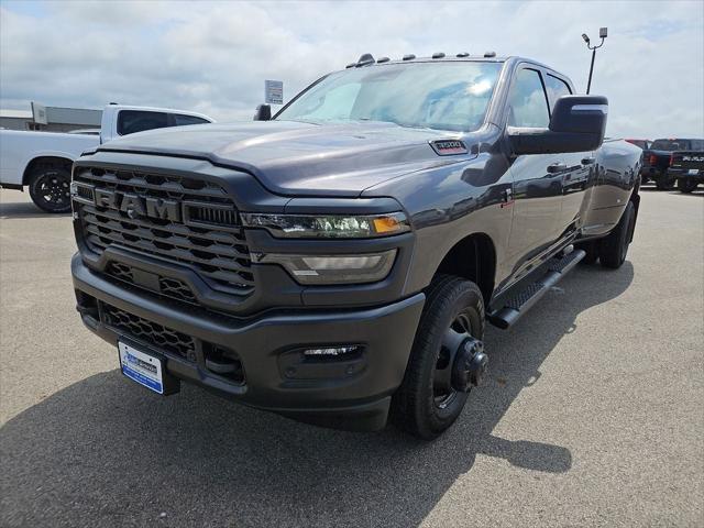 2026 RAM Ram 3500 RAM 3500 TRADESMAN CREW CAB 4X4 8 BOX