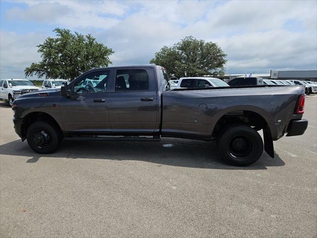 2026 RAM Ram 3500 RAM 3500 TRADESMAN CREW CAB 4X4 8 BOX