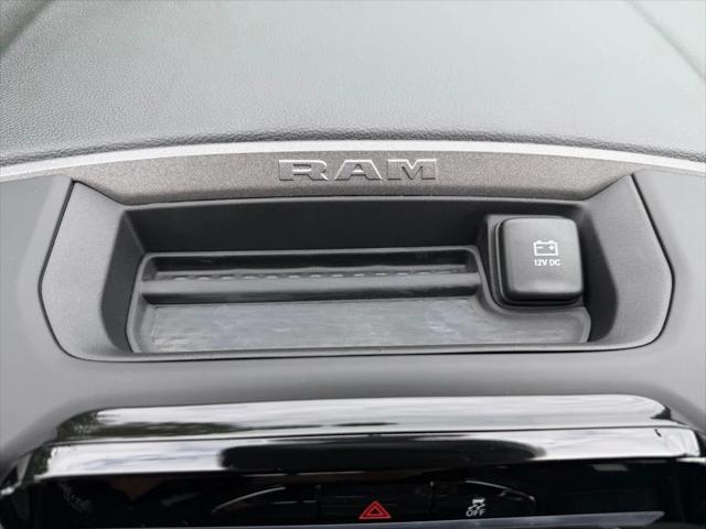 2026 Ram 3500 Tradesman Crew Cab 4x4 8 Box