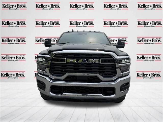 2026 RAM Ram 3500 RAM 3500 TRADESMAN CREW CAB 4X4 8 BOX