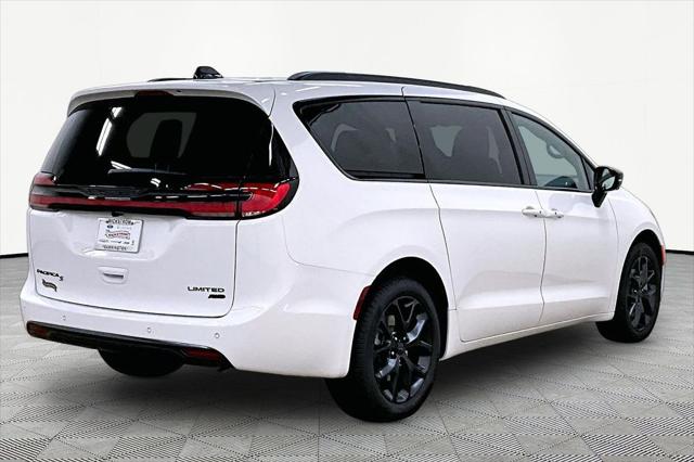 2027 Chrysler Pacifica Limited