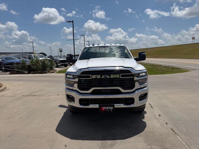 2026 RAM Ram 3500 RAM 3500 TRADESMAN CREW CAB 4X4 8 BOX