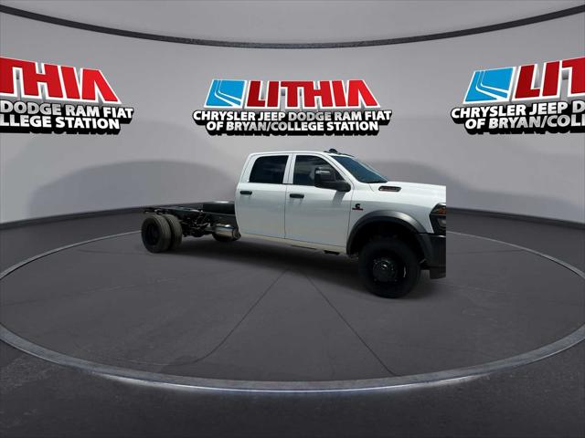 2026 RAM 5500 Chassis RAM 5500 TRADESMAN CHASSIS CREW CAB 4X4 84 CA