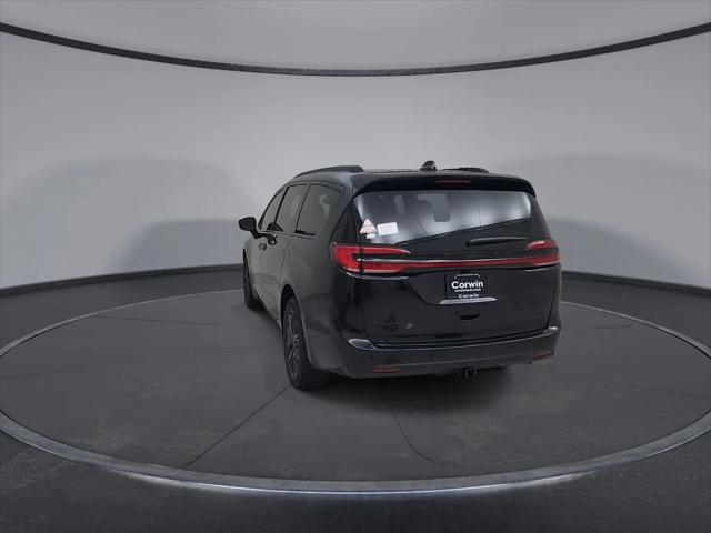 2027 Chrysler Pacifica Limited