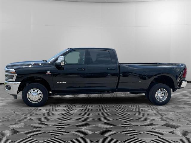 2026 RAM Ram 3500 RAM 3500 LARAMIE CREW CAB 4X4 8 BOX