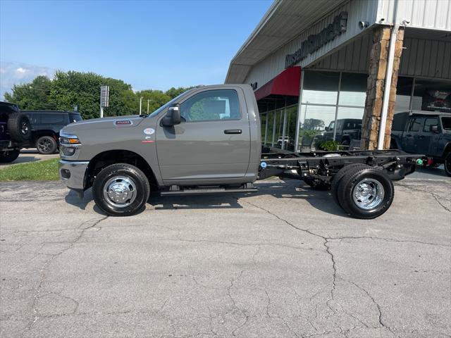 2026 RAM 3500 Chassis RAM 3500 TRADESMAN CHASSIS REGULAR CAB 4X4 60 CA