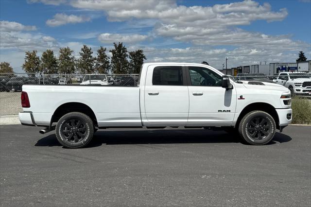 2026 RAM Ram 3500 RAM 3500 LARAMIE CREW CAB 4X4 8 BOX