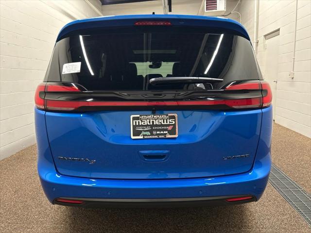 2027 Chrysler Pacifica Limited