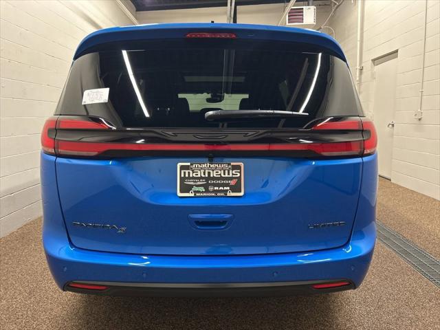 2027 Chrysler Pacifica Limited