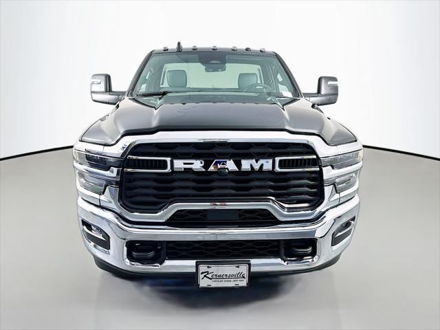 2026 RAM Ram 3500 Chassis Cab RAM 3500 TRADESMAN CHASSIS REGULAR CAB 4X2 84 CA