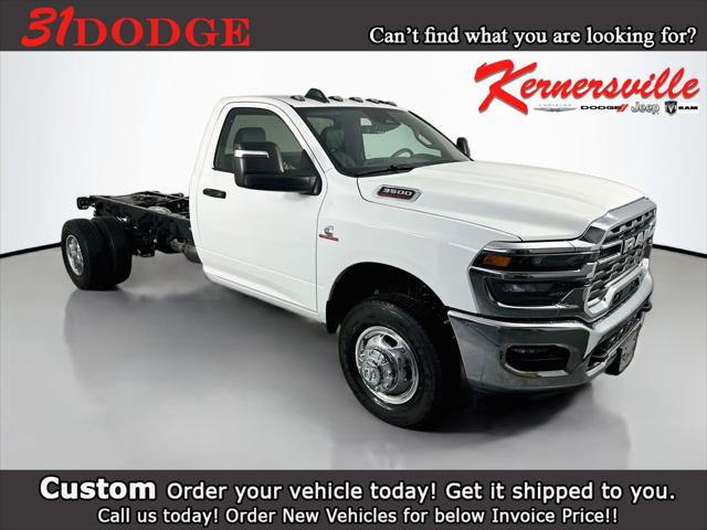 2026 RAM Ram 3500 Chassis Cab RAM 3500 TRADESMAN CHASSIS REGULAR CAB 4X2 84 CA